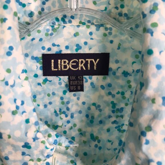 LIBERTY Button Down Shirt Womens Sz 8 Baby Blue Polka Dots Long Sleeve Collared‎ - Picture 9 of 10